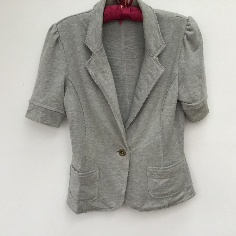 Express Terry Short Sleeve Jacket Medium